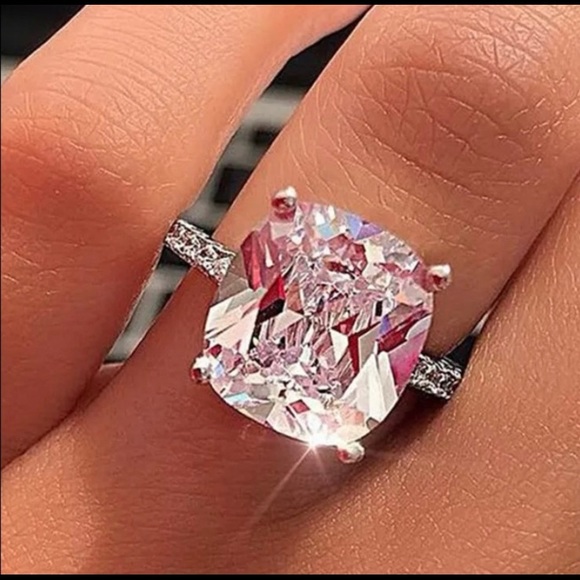 💎Brilliant 925 SS White Sapphire Fashion Ring - Picture 2 of 9